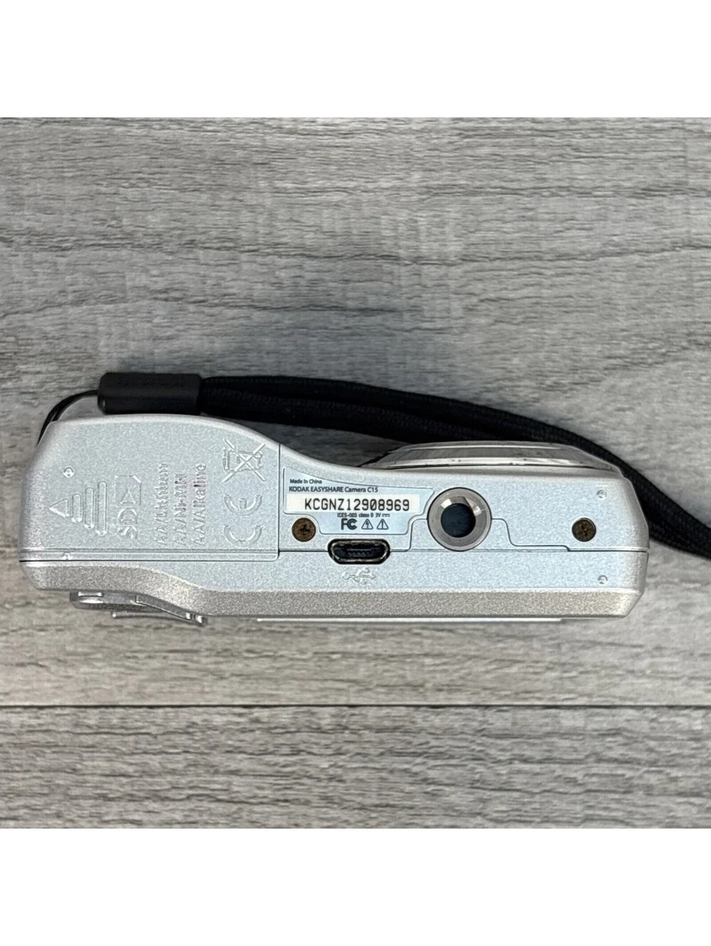 Kodak EasyShare C1505 Digital Camera Silver 12MP 5x Zoom Complete In Box Case